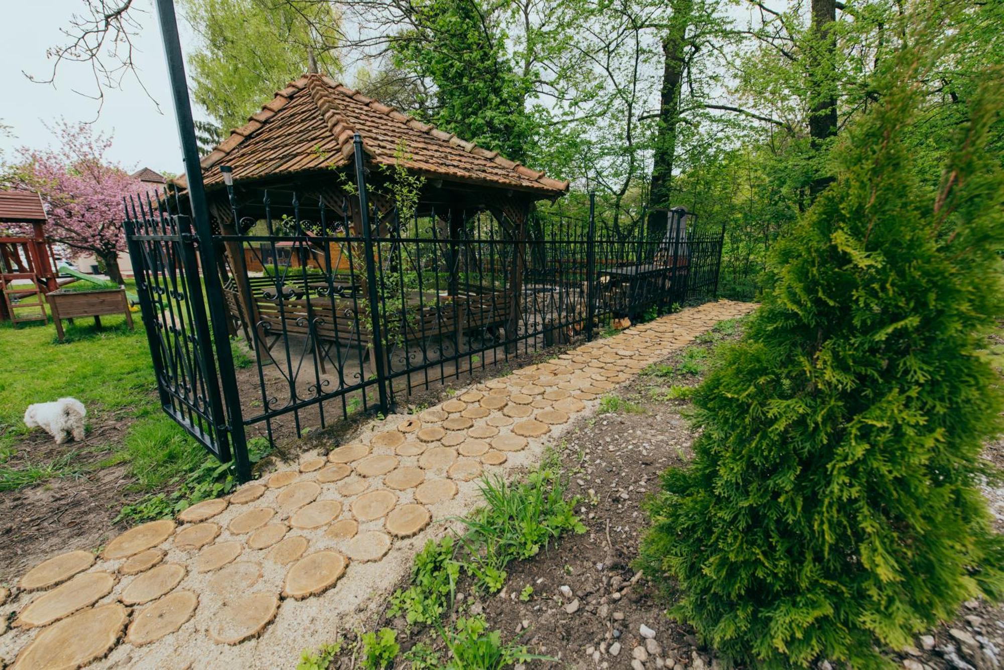 Shubu Zen Vendeghaz Hotell Szilvásvárad Exteriör bild